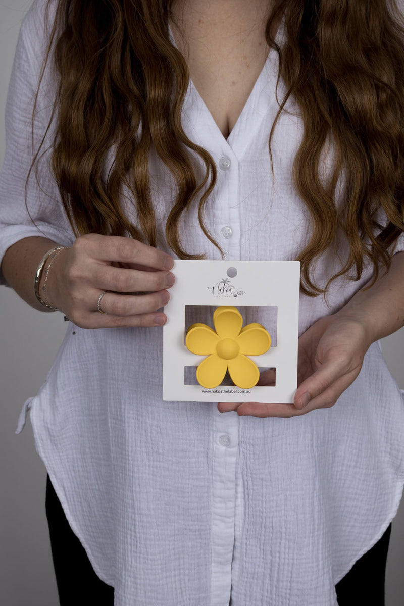 Claw Clip -- Flower - Sunshine Yellow