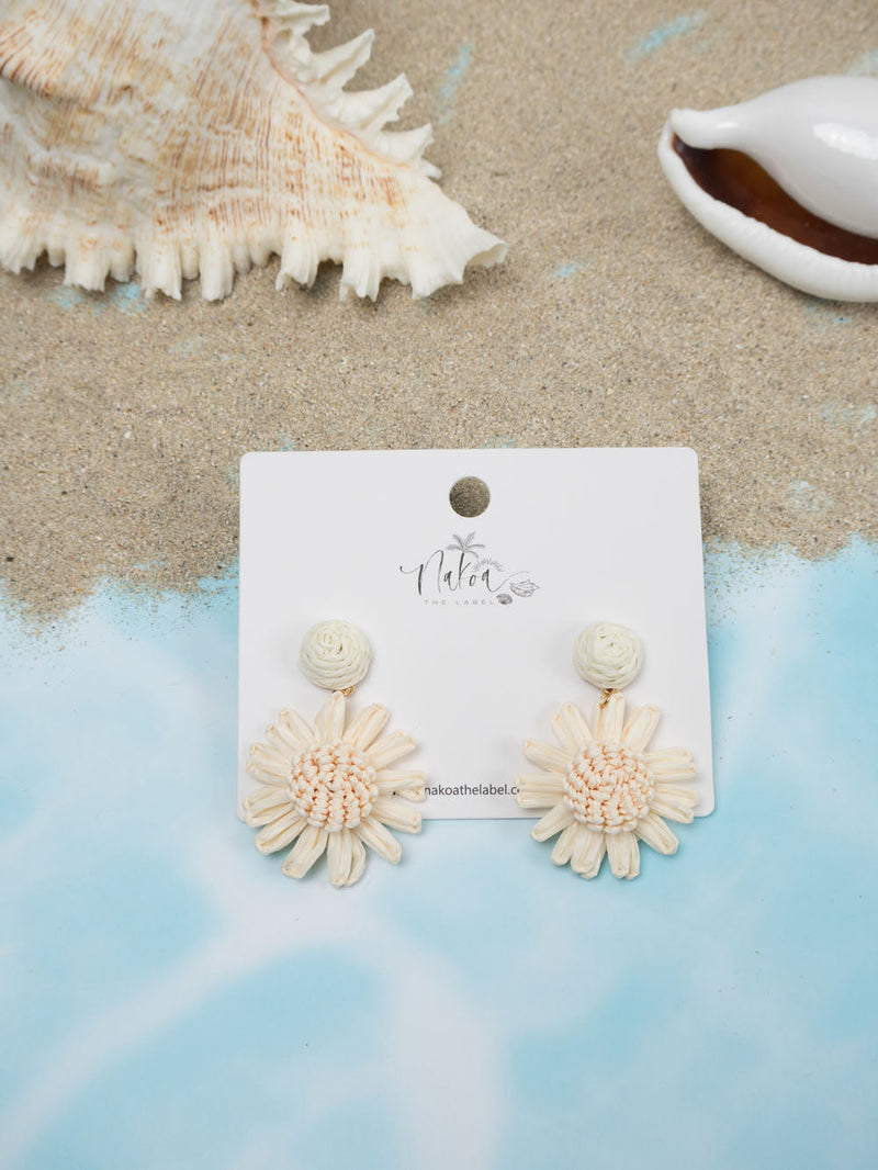 Daisy Flower Raffia Earrings - Ivory