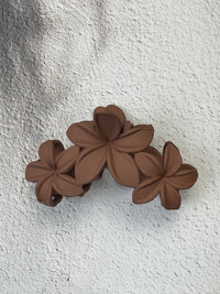Claw Clip - Frangipani Flower Trio - Tiramisu