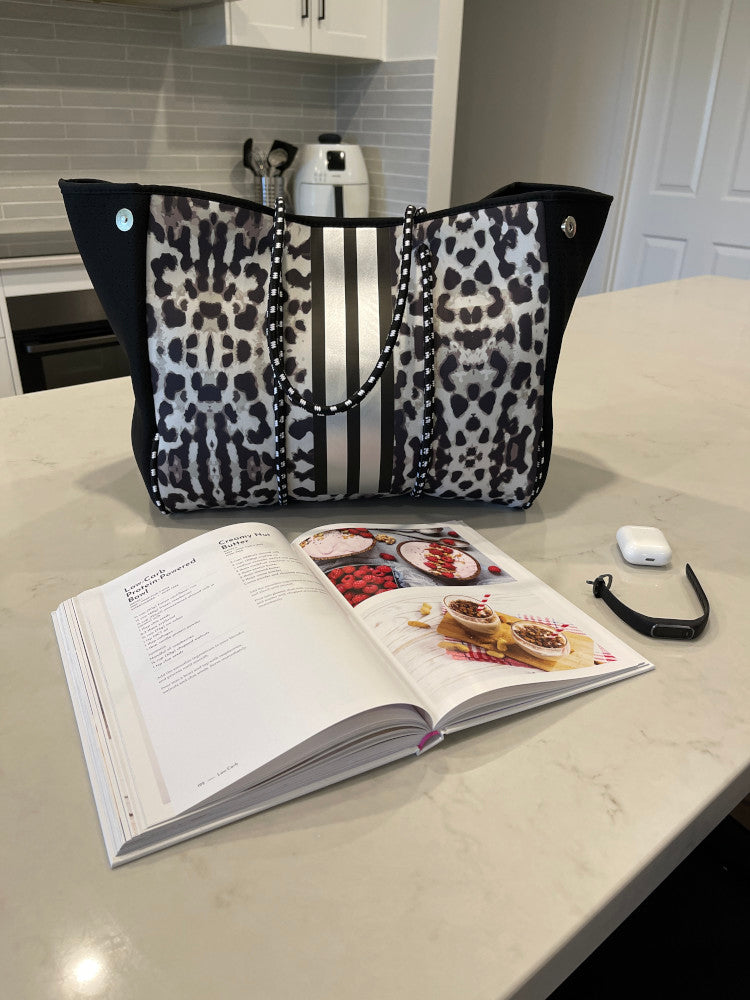 Neoprene Bag - Vegan Tote - 2 Piece Set - Stripe - Black & White Leopard