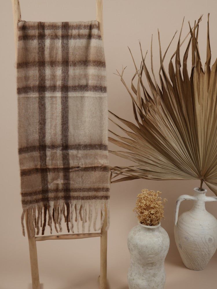 Fluffy Oversized Scarf - Alaska - Almond