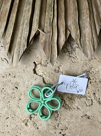 Claw Clip - Cut Out Flower - Green